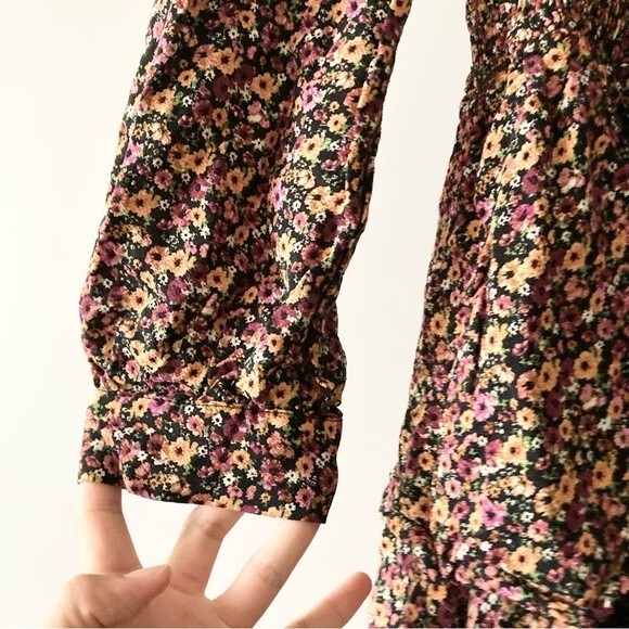 Zara Ditsy Floral‎ Surplice V Neck Ruffle Dress M - Picture 5 of 8